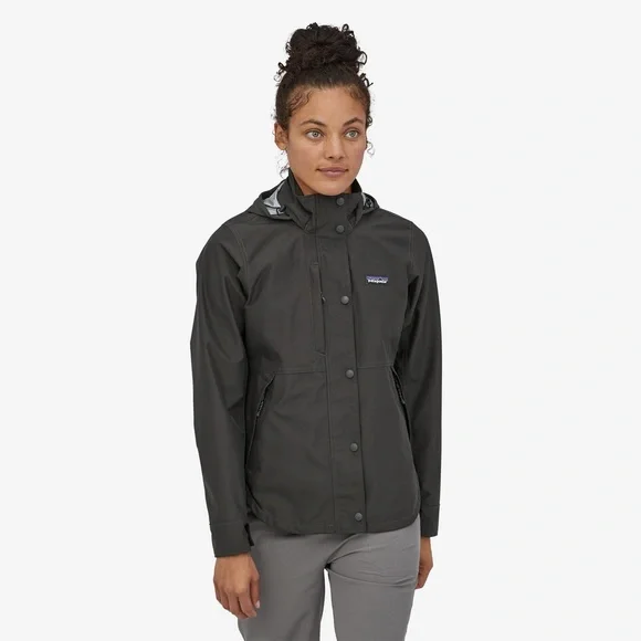 Patagonia Women’s Light Storm Jacket in Black - Picture 2 of 3